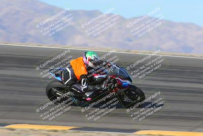 media/Dec-15-2023-Apex Assassins (Fri) [[91f19fb1c7]]/Racer 2/Session 2 (Bowl Exit)/